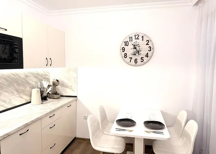 Stylish Near Harbor And Luxury *